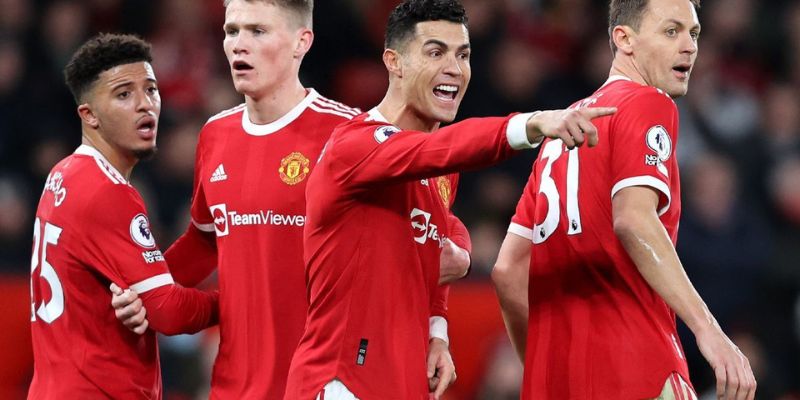 Đồng đội và đối thủ nói gì khi Ronaldo về hưu?